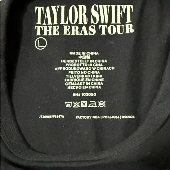 Taylor Swift Black Graphic Crop Tee - Picture 4 of 4